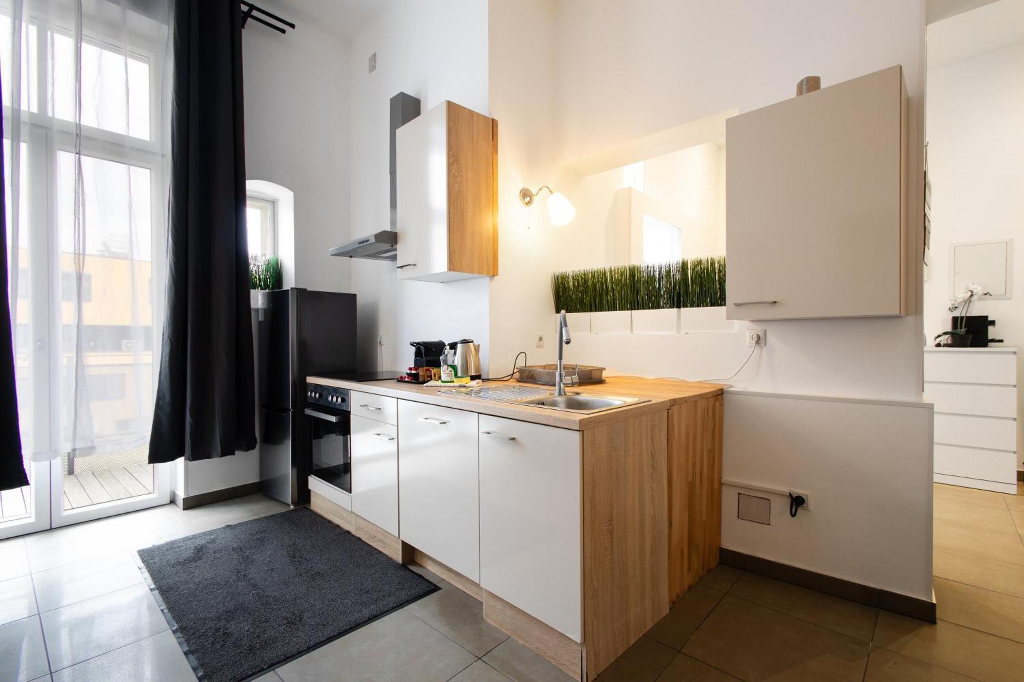 Apartments 4 You Red Star 8 เวียนนา ภายนอก รูปภาพ